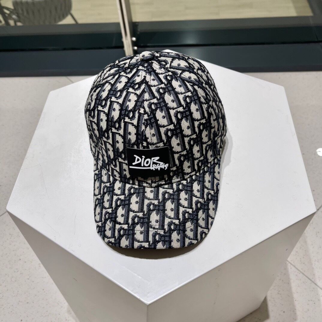 Christian Dior Caps